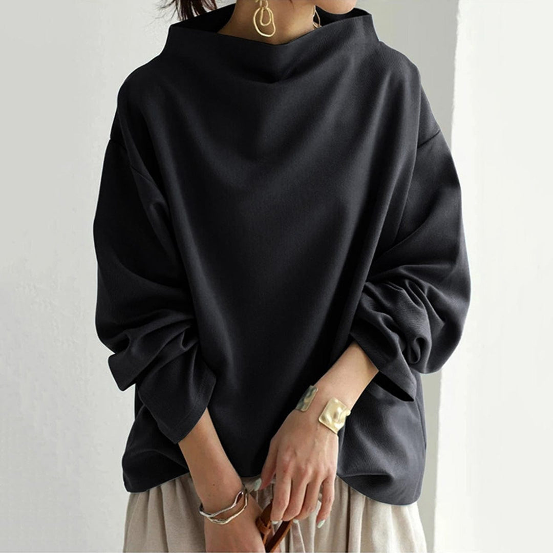 BELLA™ CHIC HIGH-NECK PULLOVER