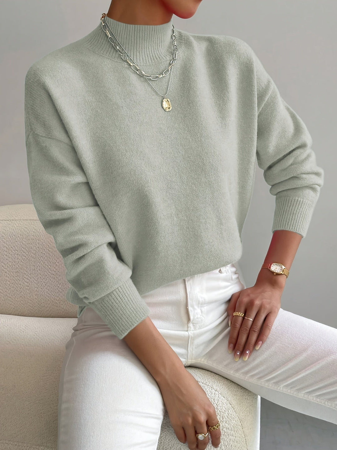 SARAH™ ELEGANT TURTLENECK SWEATER