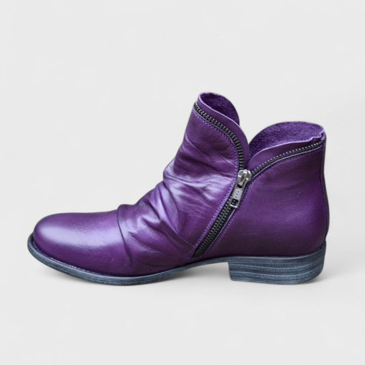 LORENA™ DESIGNED TO SUPPORT YOUR FEET
